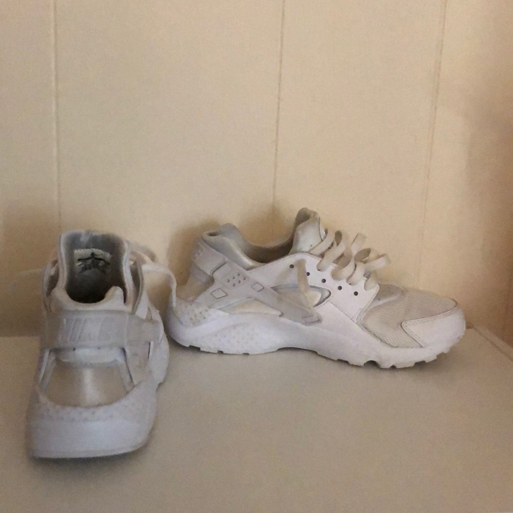 White huarache’s